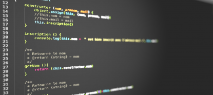 Développement d'applications : code internet coloré